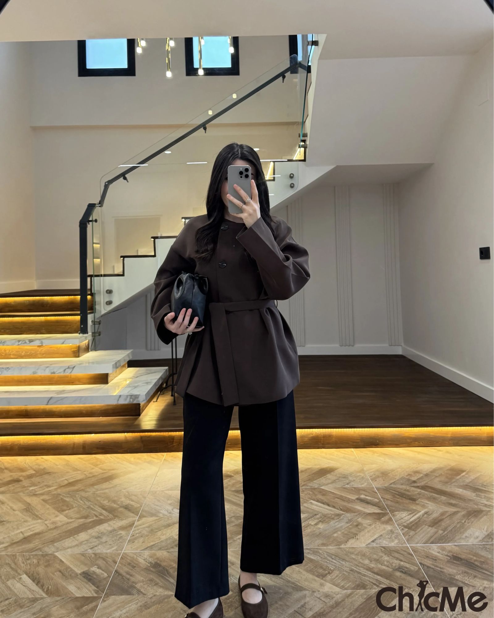 Ensemble Riva de luxe – تألقي بجاذبية ساحرة وحضور طاغٍ بلا مجهود